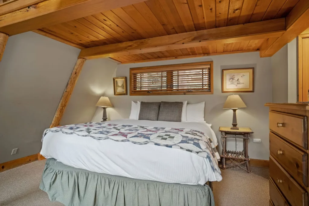 Weasku Inn Aframe Cabin EXKG 2 | Weasku Inn Historic Lodge | Grants Pass, OR