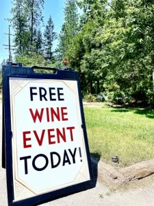 Free Wine Event Sign2 | Weasku Inn Historic Lodge | Grants Pass, OR