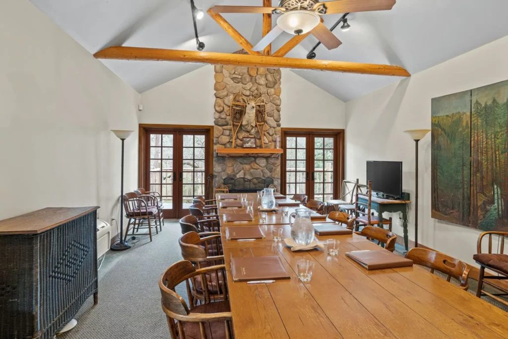 Weasku Inn Meeting Room 1 | Weasku Inn Historic Lodge | Grants Pass, OR